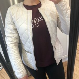 Karen Millen  Trendy Lightweight White Puffer Bomber Jacket SZ 8 Scoop Neck